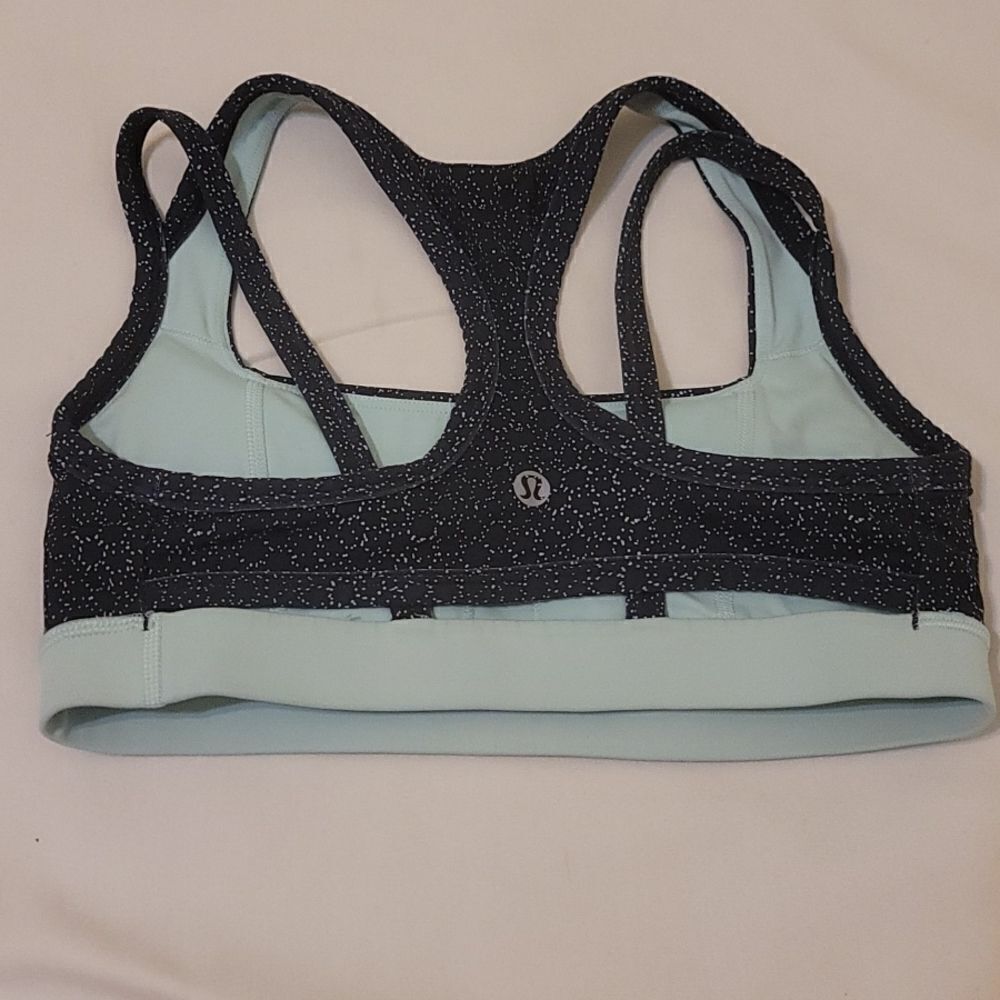 LuluLemon square neck cross back sports bra size 6